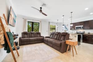 5804 46th Lane, Tamarac, FL 33319 - MLS#R11152566