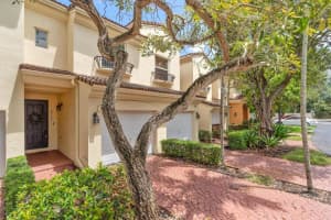 2916 Deer Creek Country Club Boulevard, Deerfield Beach, FL 33442 - MLS#R11152607