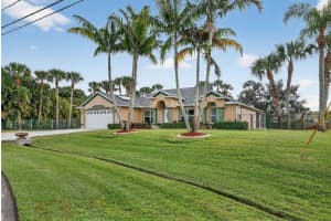 2497 Velarde Street, Port Saint Lucie, FL 34953 - MLS#R11152631