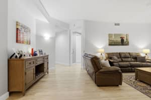 7961 Exeter Boulevard, Tamarac, FL 33321 - MLS#R11152645