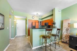 806 Windward Way, Lantana, FL 33462 - MLS#R11152726