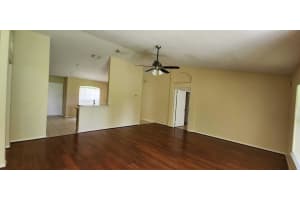 6122 E Deville Circle, Port Saint Lucie, FL 34986 - MLS#R11152752