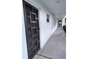 6698 10th Avenue, Lake Worth, FL 33467 - MLS#R11152756