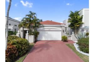17277 Hampton Boulevard, Boca Raton, FL 33496 - MLS#R11152832
