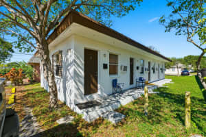 406 7th Court, Hallandale Beach, FL 33009 - MLS#R11152839