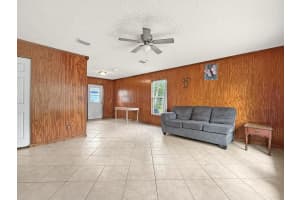 48 Oak Street, Fellsmere, FL 32948 - MLS#R11152897