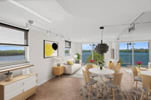 689 6th Court, Boynton Beach, FL 33435 - MLS#R11152937