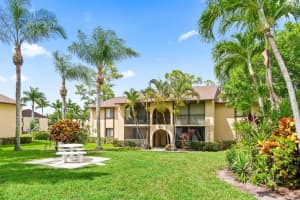 429 Pine Glen Lane, Greenacres, FL 33463 - MLS#R11152939