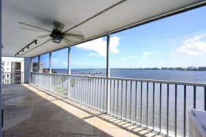 100 Waterway Drive, Lantana, FL 33462 - MLS#R11153052