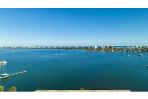 100 Waterway Drive, Lantana, FL 33462 - MLS#R11153052
