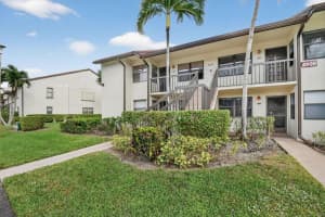 4900 Lucerne Lakes Boulevard, Lake Worth, FL 33467 - MLS#R11153223