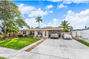 305 Henthorne Drive, Palm Springs, FL 33461 - MLS#R11153227