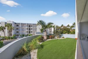 1300 Highway A1a Highway, Jupiter, FL 33477 - MLS#R11153267