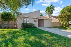 31 Peachtree Place, Boynton Beach, FL 33436 - MLS#R11153347