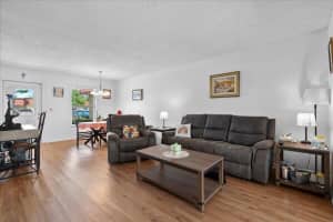 884 Worcester Lane, Lake Worth, FL 33467 - MLS#R11153372