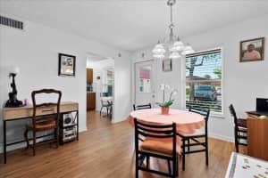 884 Worcester Lane, Lake Worth, FL 33467 - MLS#R11153372