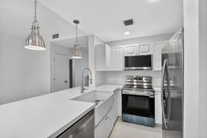 695 Hibiscus Street, West Palm Beach, FL 33401 - MLS#R11153379