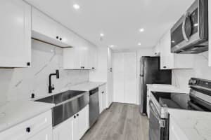859 Jeffery Street 810, Boca Raton