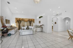 1940 Club Drive, Wellington, FL 33414 - MLS#R11153431