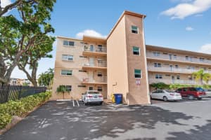 2515 2nd Court, Boynton Beach, FL 33435 - MLS#R11153452