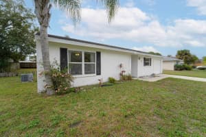 2164 Gaslight Street, Port Saint Lucie, FL 34952 - MLS#R11153467