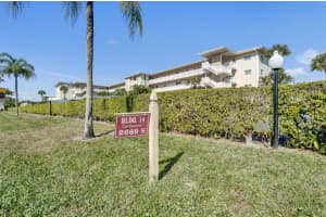 2669 Garden Drive, Lake Worth, FL 33461 - MLS#R11153470