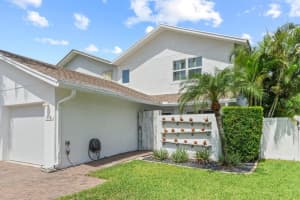 3016 Spanish Trail, Delray Beach, FL 33483 - MLS#R11153490