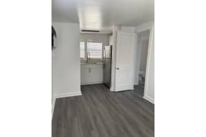 229 Lakeland Drive 1, West Palm Beach, Fl 33405, West Palm Beach