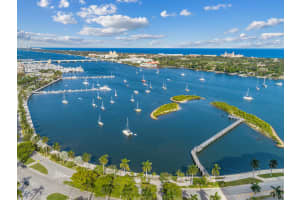 701 Olive Avenue, West Palm Beach, FL 33401 - MLS#R11153623