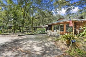 3350 25th Street, Vero Beach, FL 32968 - MLS#R11153705