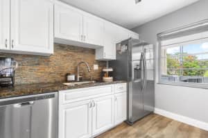 126 Sparrow Drive, Wellington, FL 33411 - MLS#R11153770