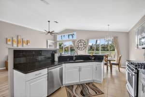 10202 Clubhouse Turn Road, Lake Worth, FL 33449 - MLS#R11153784