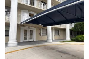 3525 Village Boulevard, West Palm Beach, FL 33409 - MLS#R11153801