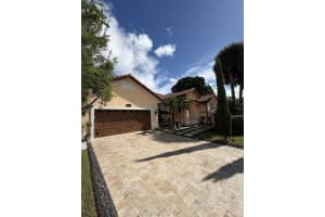 9050 Cypress Hollow Drive, Palm Beach Gardens, FL 33418 - MLS#R11153810