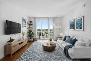 350 N Federal Highway 714, Boynton Beach, Fl 33435 Boynton Beach, FL 33435 - Off Market