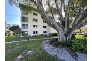 3401 Spanish Trail, Delray Beach, FL 33483 - MLS#R11153829