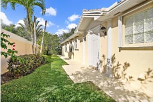 3546 Glacier Terrace, Hobe Sound, FL 33455 - MLS#R11153837