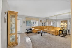 15216 Lakes Of Delray Boulevard, Delray Beach, FL 33484 - MLS#R11153922