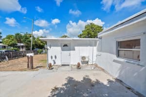 236 14th Street, Dania Beach, FL 33004 - MLS#R11153939