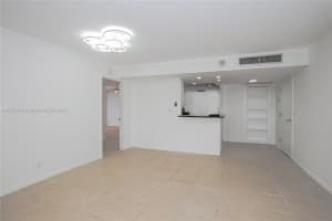 2400 Presidential Way, West Palm Beach, FL 33401 - MLS#R11153940