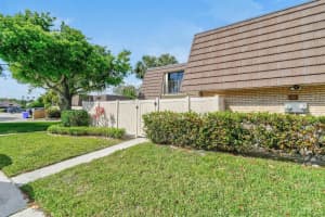 7728 77th Way, West Palm Beach, FL 33407 - MLS#R11153941