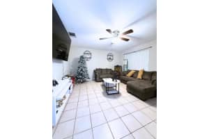 468 Lakerhurst Drive, Port Saint Lucie, FL 34983 - MLS#R11153944