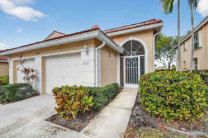 12474 Crystal Pointe Drive, Boynton Beach, FL 33437 Sold 01/28/26