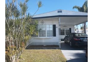 12 Universidad Lane, Port Saint Lucie, FL 34952 - MLS#R11153995