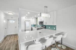 698 Spanish River Boulevard, Boca Raton, FL 33431 - MLS#R11154008