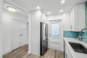 698 Spanish River Boulevard, Boca Raton, FL 33431 - MLS#R11154008