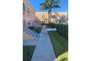 101 Golfview Road, Lake Worth Beach, FL 33460 - MLS#R11154023