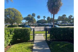 101 Golfview Road, Lake Worth Beach, FL 33460 - MLS#R11154023