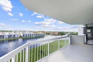 123 Lakeshore Drive, North Palm Beach, FL 33408 - MLS#R11154086