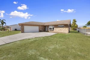 449 Oakridge Drive, Port Saint Lucie, FL 34984 - MLS#R11154130